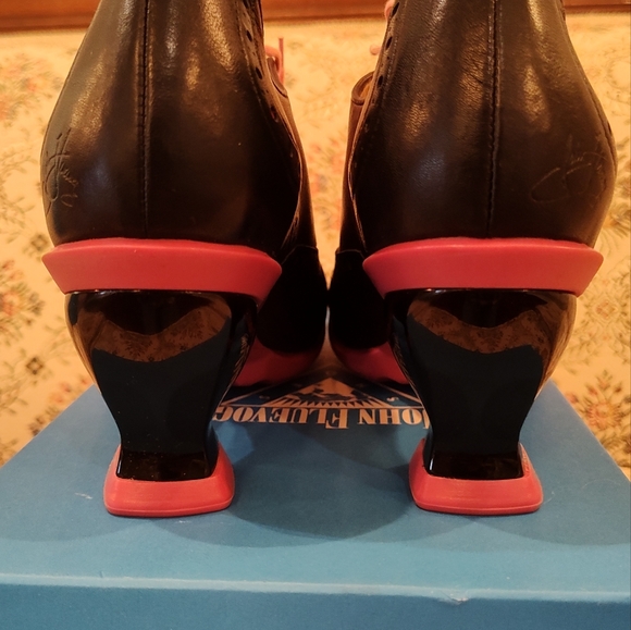 John Fluevog KKBB May Size 9 - Picture 3 of 8